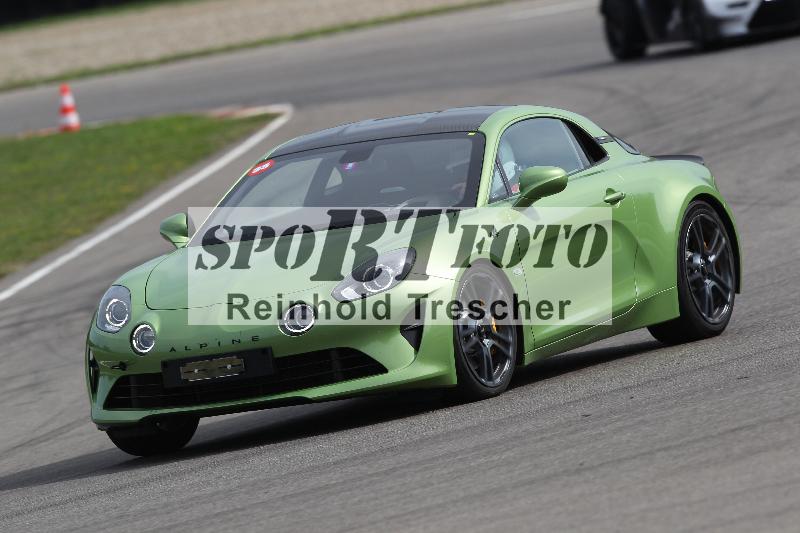 /Archiv-2022/58 30.08.2022 Caremotion  Auto Track Day ADR/Gruppe rot/35